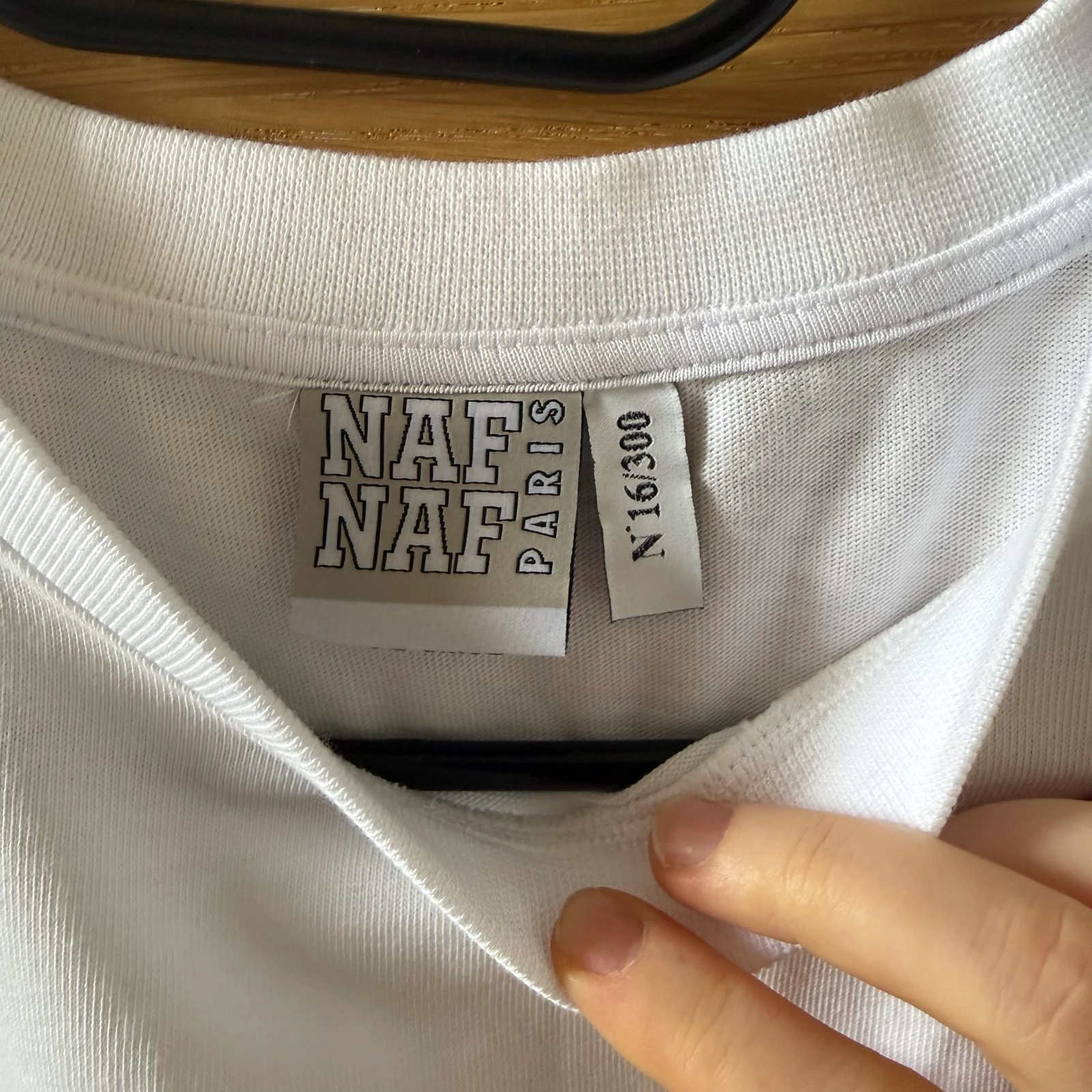 Camiseta branca com estampa Naf Naf – photo 3